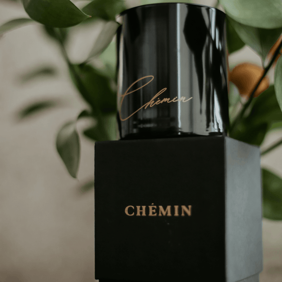 THE OM CANDLE - L'Artisan Muse