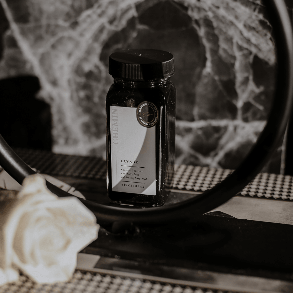 LAVAGE- CHARCOAL & WHITE LAVA SCRUB - L'Artisan Muse