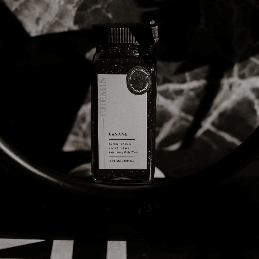LAVAGE- CHARCOAL & WHITE LAVA SCRUB - L'Artisan Muse
